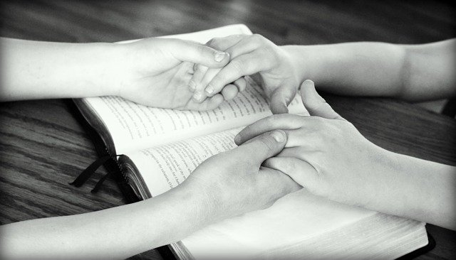 How to Pray: The 3 Most Effective Guides to Prayer
